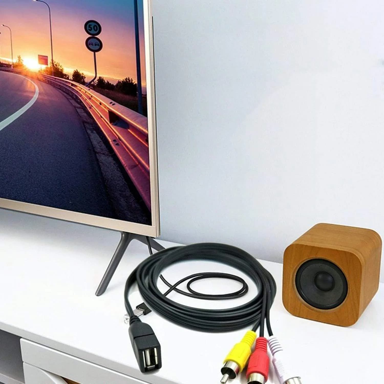 ANRANK UR20315AK USB Female to 3 RCA AV Cable 1.5m (4.9ft) | Connects AV Equipment to HDTVs - view 6