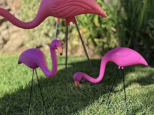 GiftExpress Pink Flamingos Yard Decorations 4 Pack 35.5cm (14" Tall) | Lawn Ornaments & Garden Decor for Outdoor Parties thumbnail 2