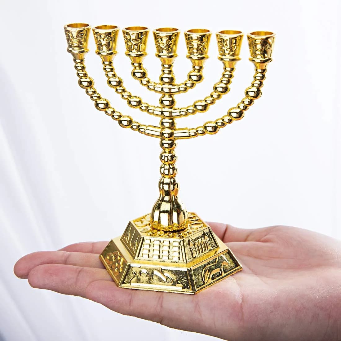 YU FENG 7-Branch Hanukkah Menorah Candle Holder 11cm (4.3 inch) | Religious Tabletop Decor - view 4