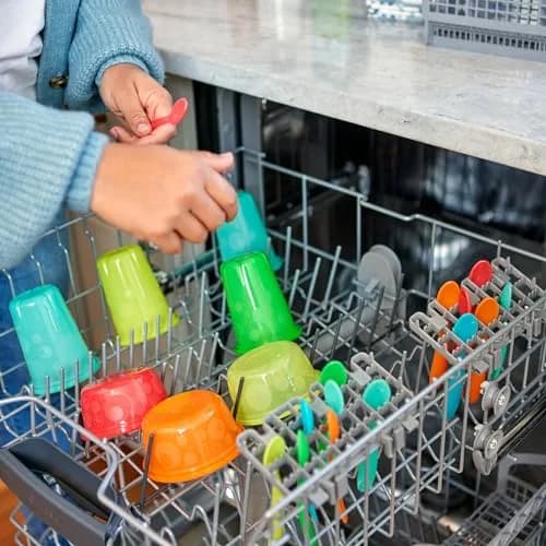 The First Years Take & Toss Spill Proof Sippy Cups - Rainbow Party Pack - 296ml (10 Fl Oz) - 20 Count thumbnail 2