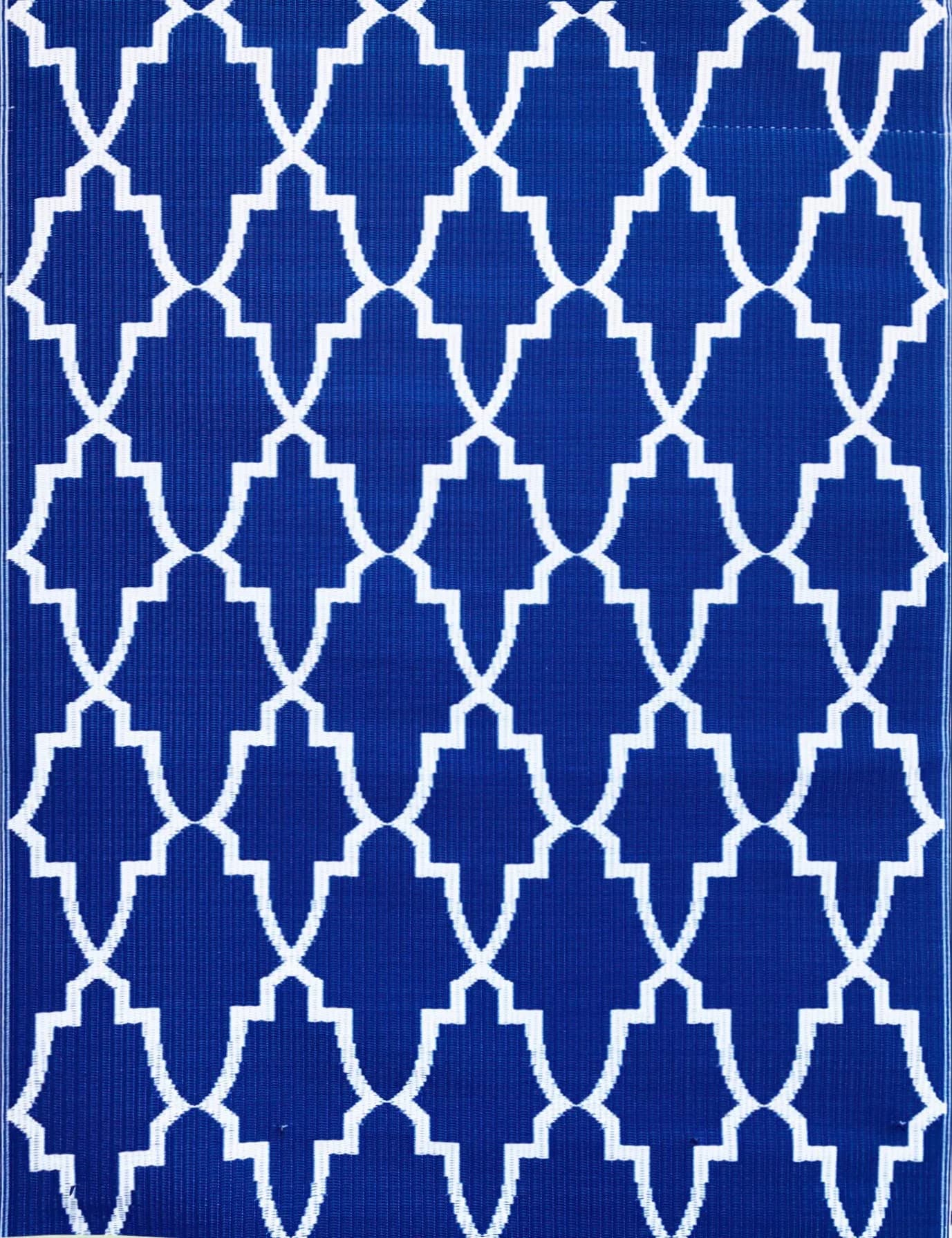 Mad Mats Geometric Outdoor Rug 4' x 6' | Reversible Plastic Mat, Casa Blanca - Blue/White