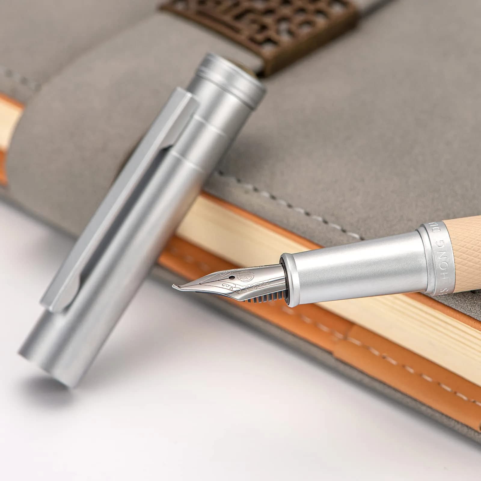 Asvine Silver Birch Forest Aluminum Fountain Pen Bent Nib (Fine to Broad) with Metal Box Fude Pen Set 13.8cm (5.43in) | Smooth Ink Flow - view 8
