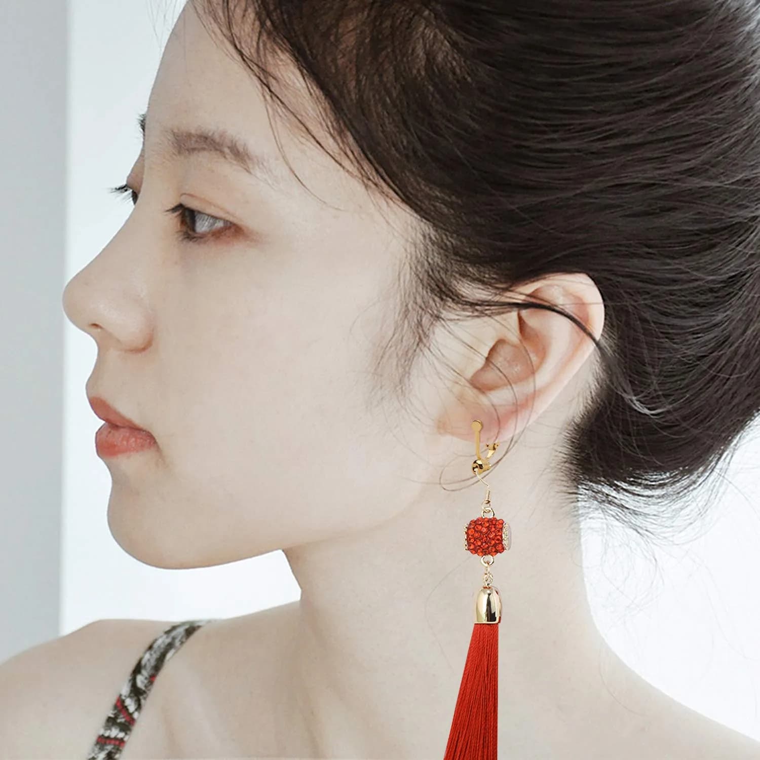Aylifu Clip-On Earring Converters 12 Pairs (Silver & Gold) | Non-Pierced Earring Backs with Silicone Pads - view 7