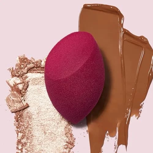 e.l.f. Total Face Blending Sponge Pink | 9g (0.317 oz) thumbnail 4