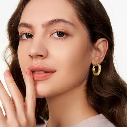 shownii Chunky Gold Hoop Earrings 25mm | 14K Gold Plated Lightweight Jewelry for Women thumbnail 2