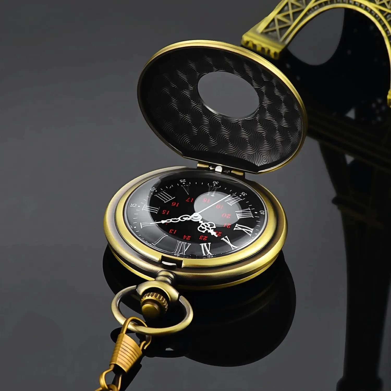 LYMFHCH Vintage Pocket Watch with Chain, 4.6cm Case | Classic Roman Numerals Quartz Wristwatch for Gifts - view 4