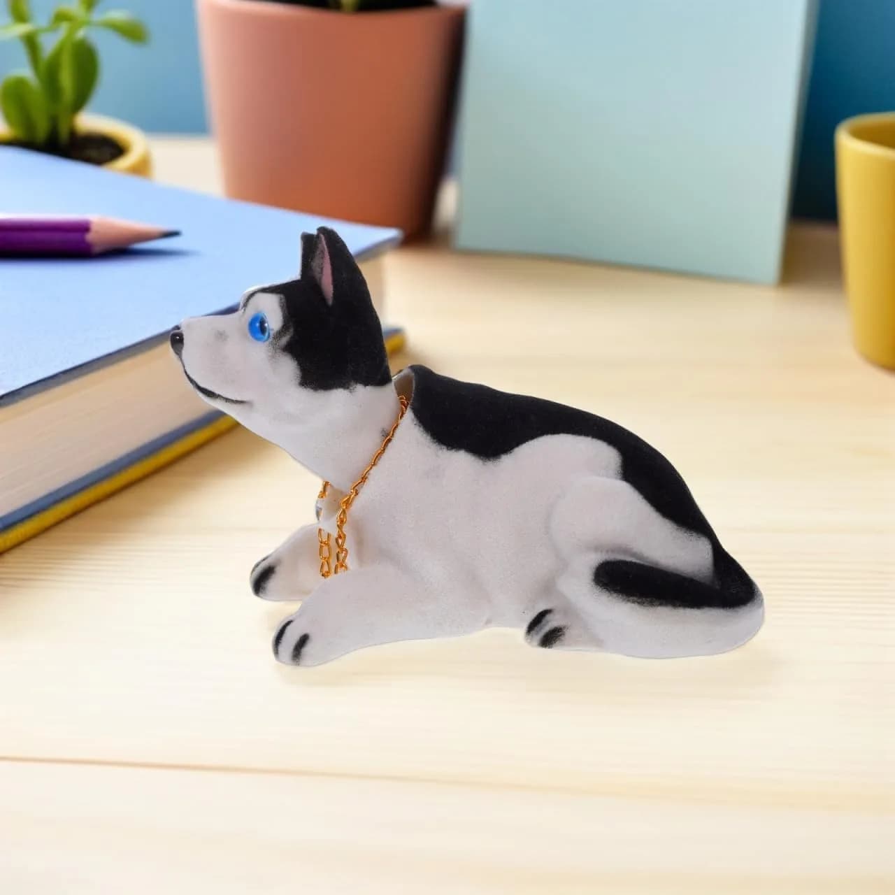 Wakauto Shaking Head Dog Bobblehead Ornament 15cm (5.91in) | Entertaining Nodding Action for Car Dashboard - view 6