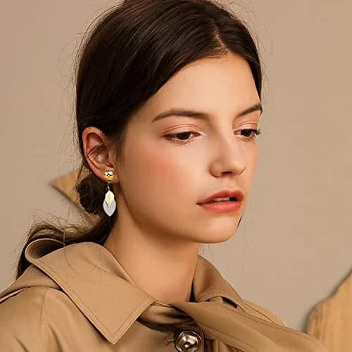 Aylifu Clip On Earring Converters for Non-Pierced Ears, Gold Finish, 10mm x 19mm (20 Pairs) thumbnail 6