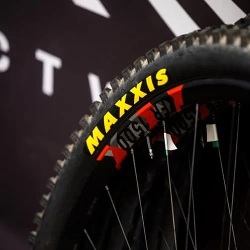 Maxxis Rekon Race 29x2.35 Tubeless XC Tire | Dual Compound, EXO, E25 Rated for Dry Trails thumbnail 4