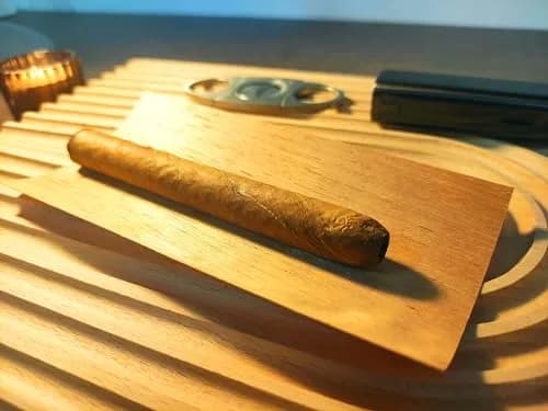Woho Spanish Cedar Sheets for Humidor 6.25" x 3" x 0.02" (12-Count Pack) | Enhance Cigar Flavor & Aroma thumbnail 3