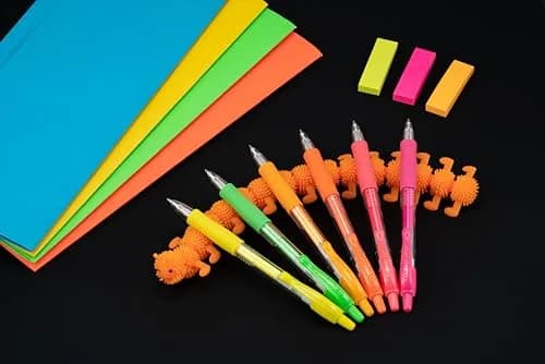 PILOT G2 Premium Gel Pens, Assorted Neon & Black Inks, 0.7mm Fine Point, 36-Pack Tub | Smooth Writing for Students & Office thumbnail 5