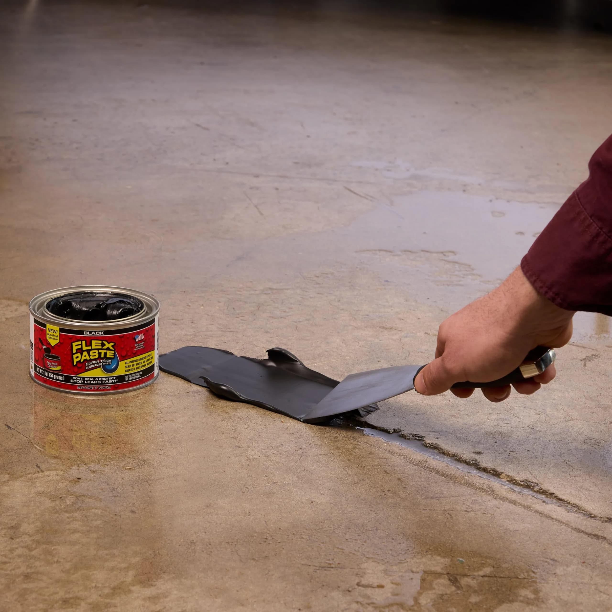 Flex Paste Rubberized Waterproof Sealant Paste Black 473ml (16 Fl Oz) | Seals Gaps, Cracks, Holes Underwater - view 7