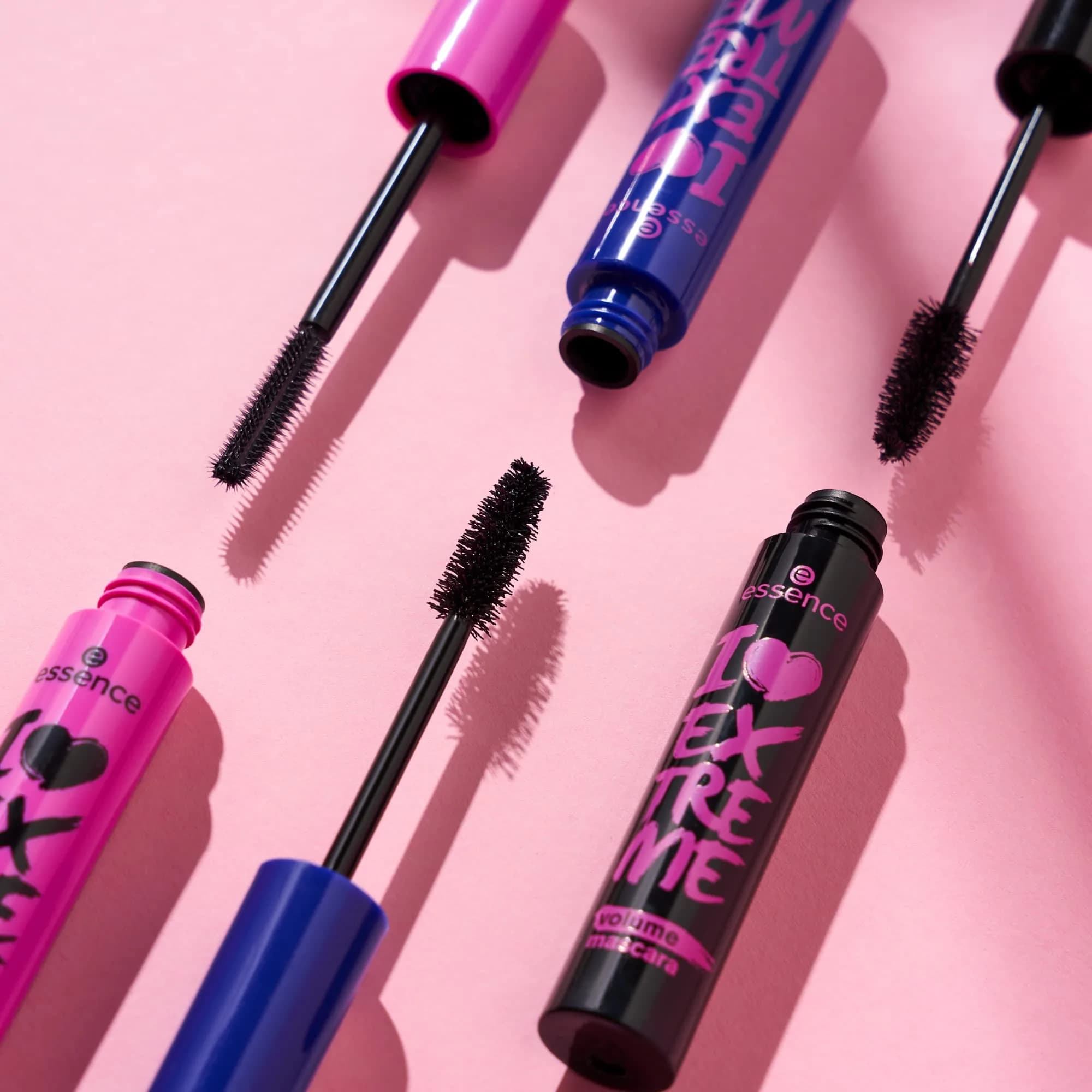 essence I Love Extreme Volume Mascara Waterproof (Pack of 3) | Vegan & Cruelty Free - view 5