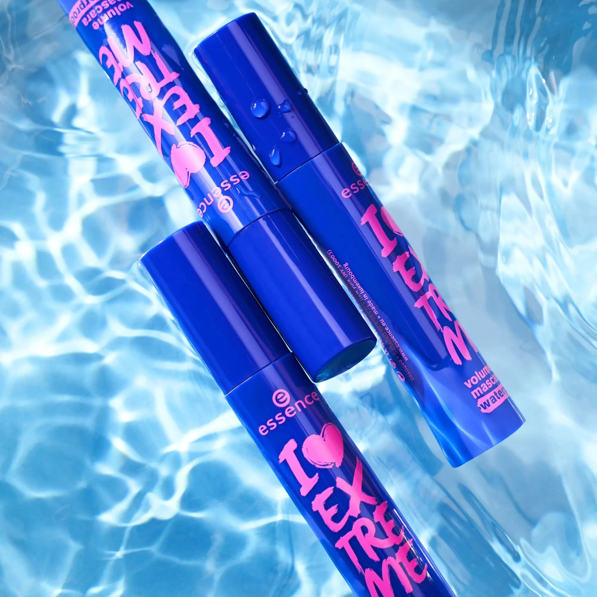 essence I Love Extreme Volume Mascara Waterproof (Pack of 3) | Vegan & Cruelty Free - view 4