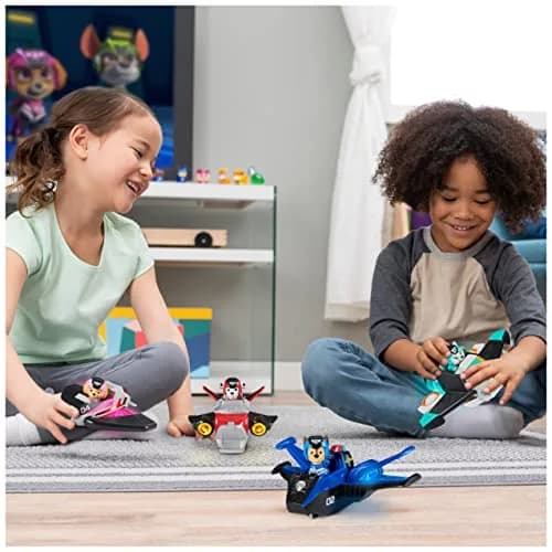 Paw Patrol Jet to the Rescue Skye Deluxe Transforming Vehicle Toy | Lights & Sounds, Skye Figure, Ages 3+ thumbnail 6