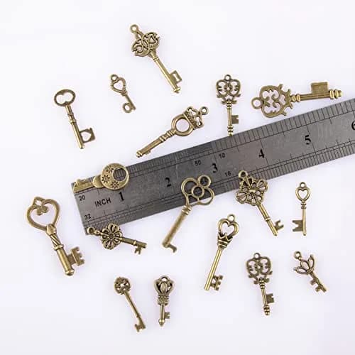 CHuangQi Vintage Skeleton Keys Set 125pcs | Steampunk Antique Bronze Jewelry Charms thumbnail 3