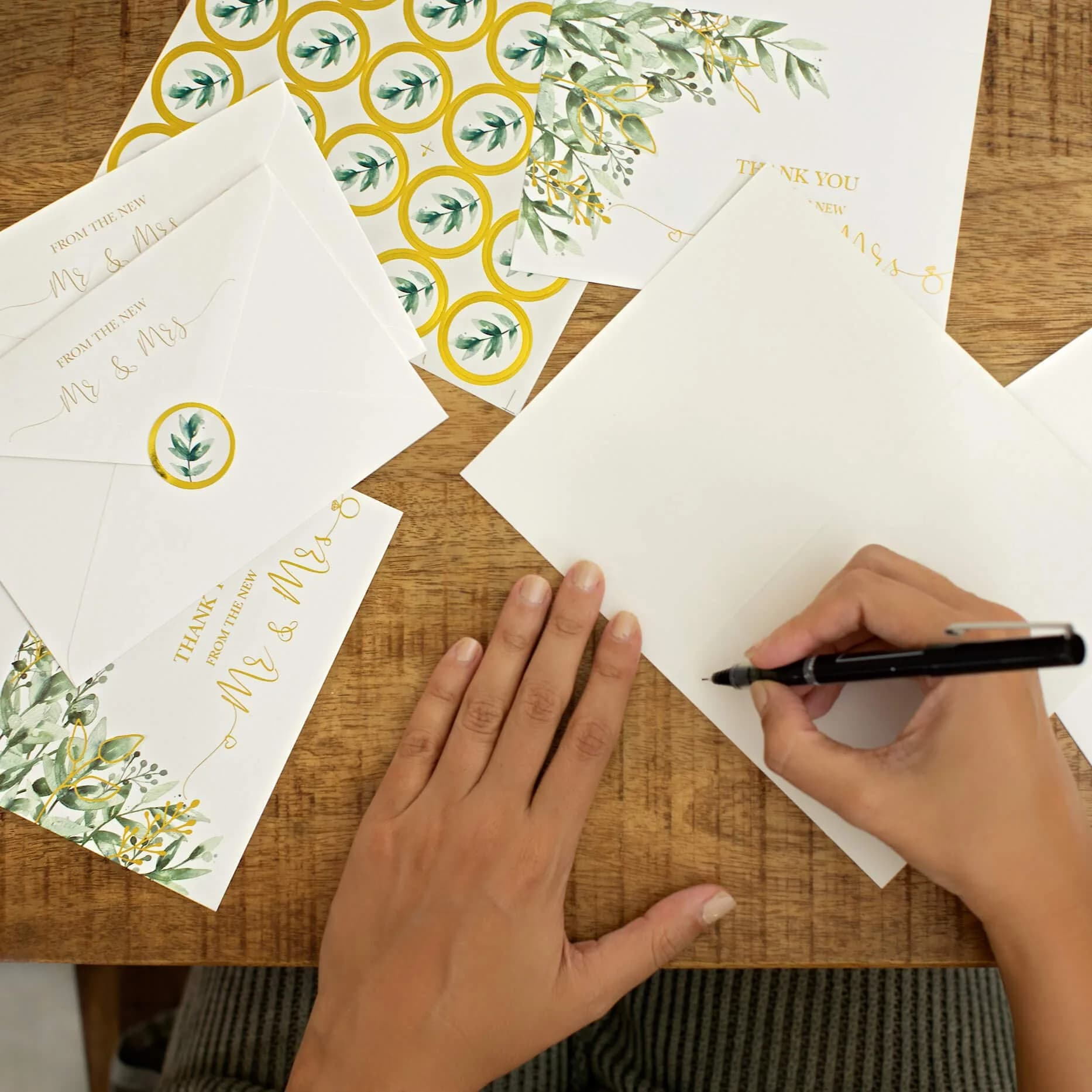 VNS Creations Blank Wedding Thank You Cards 100 Pack 4x6 Inches | Greenery & Gold Design - view 4