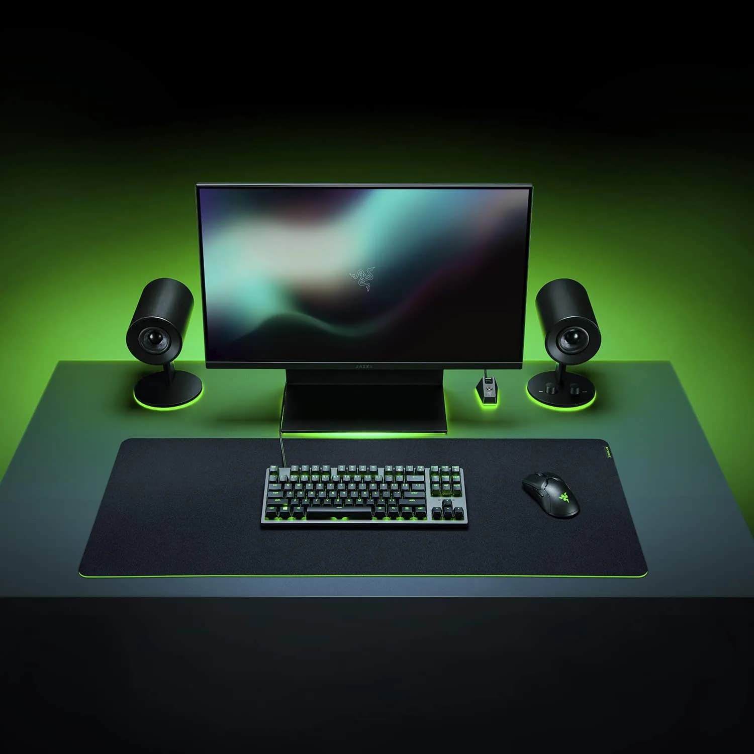 Razer Gigantus V2 Medium Gaming Mouse Pad | Textured Micro-Weave Cloth Surface - view 7