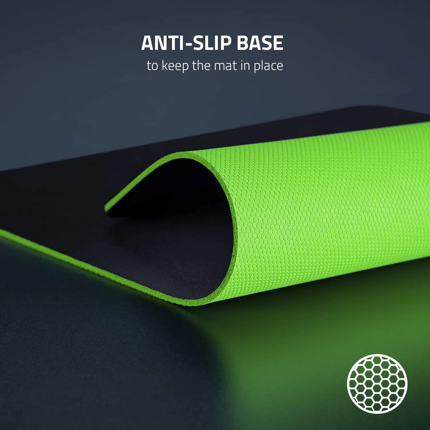 Razer Gigantus V2 Medium Gaming Mouse Pad | Textured Micro-Weave Cloth Surface - view 4