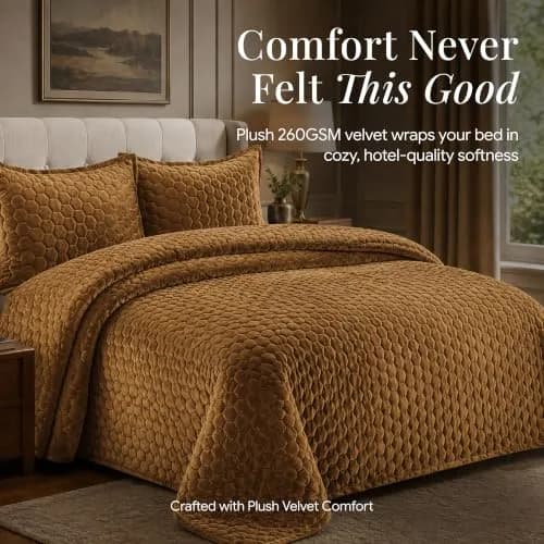 Tribeca Living Lugano Oversized Velvet Quilt Set - All Season, Queen, Honeycomb Pattern, 260GSM thumbnail 2