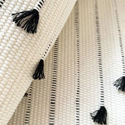 UKELER Hand Woven Rug, Boho 2'x3' | Washable Cotton Area Rug for Home (70-120 chars) thumbnail 3
