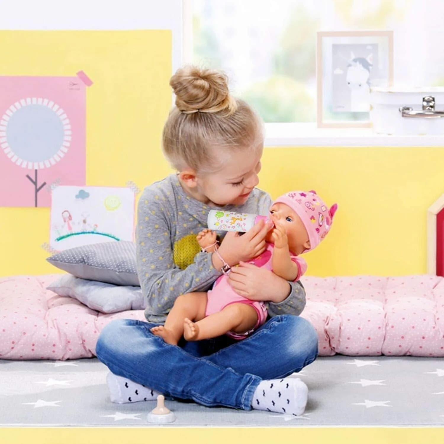 fash n kolor My Sweet Baby Disappearing Doll Feeding Set with 38 Pieces | Ages 3+ - view 8