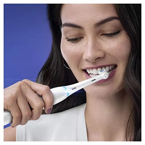 Oral-B iO Ultimate Cleaning Toothbrush Heads 2 Count | Revolutionary iO Technology for Best Cleaning thumbnail 5