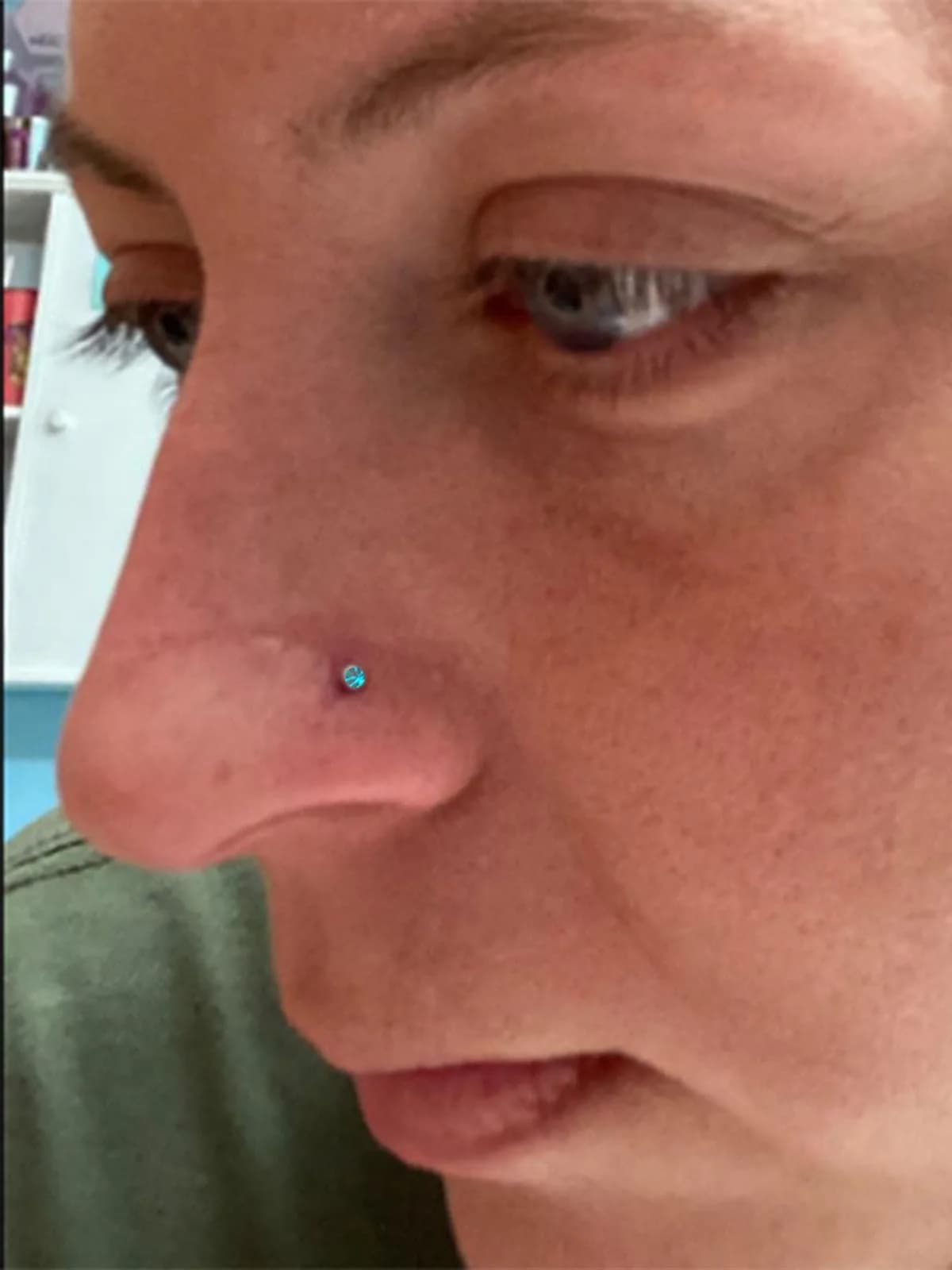 SLVIEKAE Blue Nose Piercing Kit, Single Use Nostril Puncture Tool with Cubic Zirconia Stud | 18 Gauge - view 3