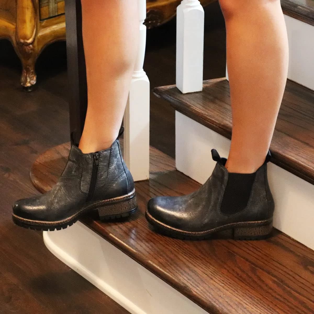 Diba True Say So Women's Chelsea Bootie 10 US | Vintage Leather, Pull-Tab, Charcoal thumbnail 3