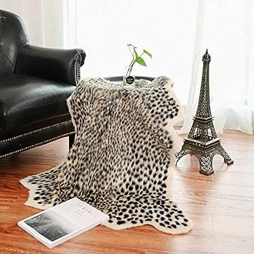 Asuprui Leopard Print Area Rug 109cm x 89cm | Soft Faux Fur Cheetah Carpet for Bedroom thumbnail 2