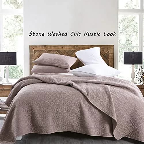 HORIMOTE HOME Quilt Set Queen Size Cameo Rose | Classic Geometric Spots, Ultra Soft, All Season Lightweight Bedspread thumbnail 2