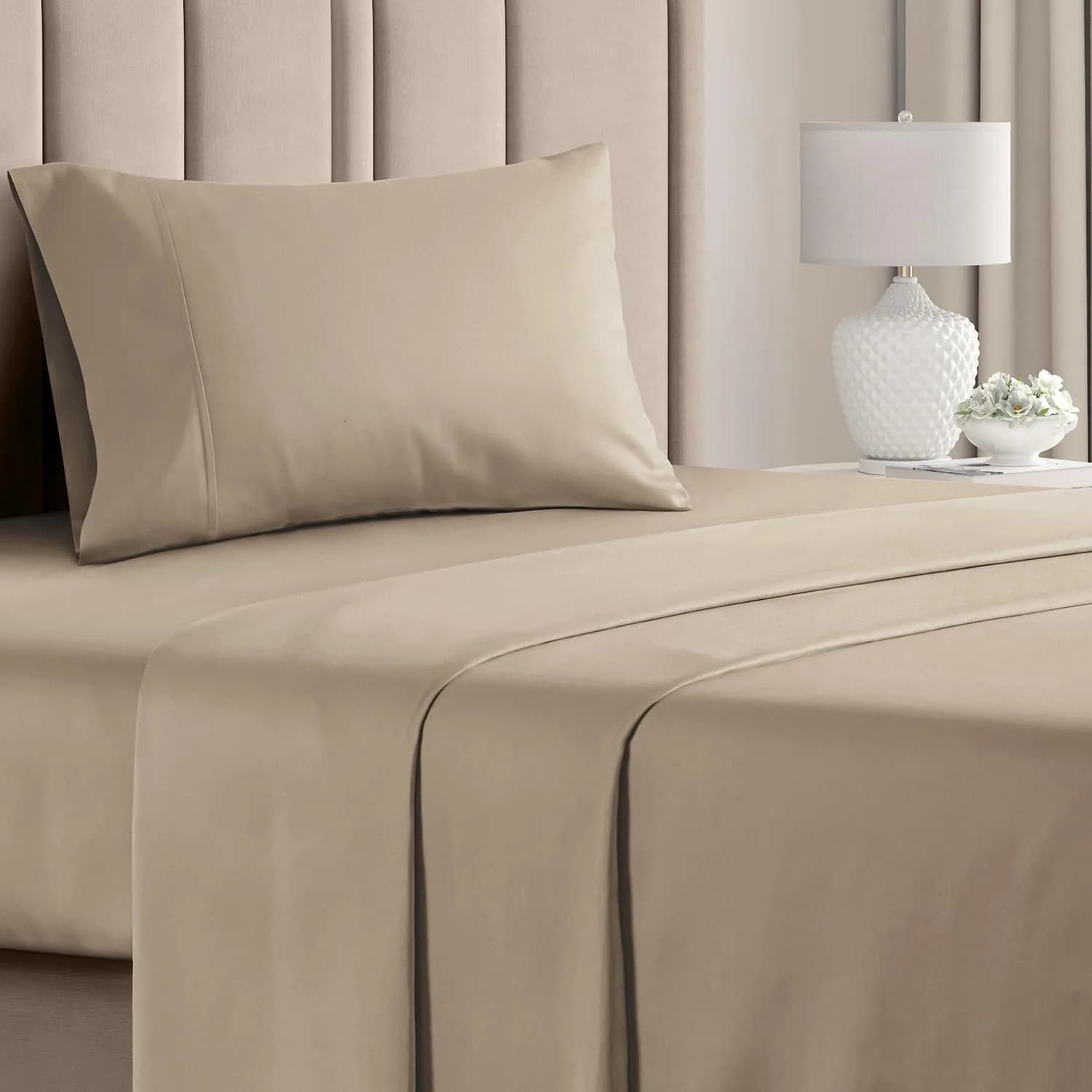 CGK Unlimited Cal King 4 Piece 100% Cotton Sheet Set 269cm (106in) x 274cm (108in) | OEKO-TEX Certified Sateen Weave — 04 - Cream