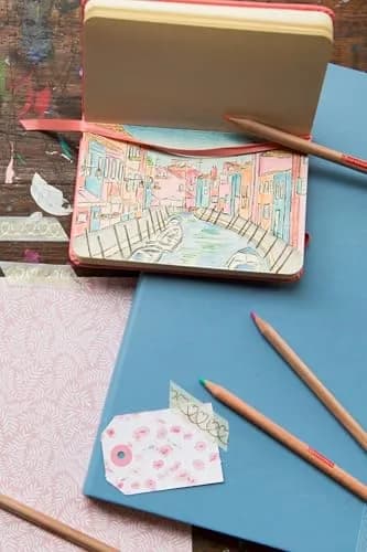 Talens Art Creation Sketchbook Coral Red 9cm x 14cm (3.5 x 5.5 in) | 80 Sheets Acid-Free Paper thumbnail 3