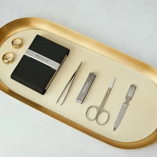 MANSCAPED Shears 2.0 Tempered Stainless Steel Nail Kit | Luxury 4-Piece Grooming Set for Men & Travel thumbnail 8