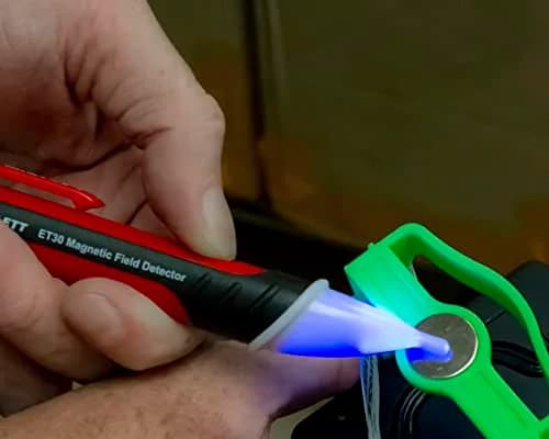 Triplett ET30 Magnetic Field Detector - AC/DC/Permanent | Non-Contact Tester with LED Flashlight thumbnail 5