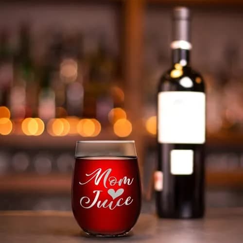 Cuptify Mom Juice 17 oz (493 ml) Stemless Wine Glass | Funny Unique Gift Idea for Women thumbnail 4