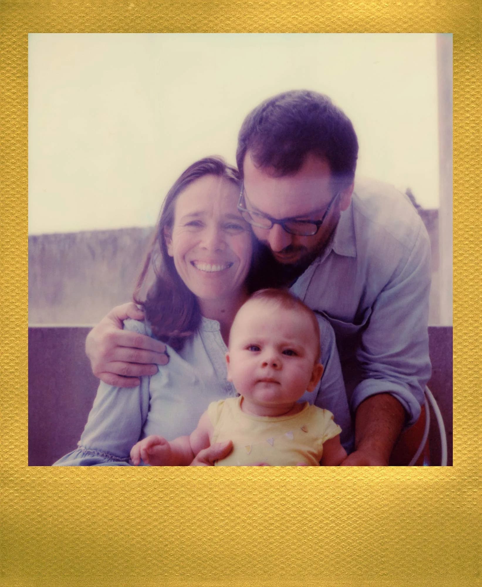 Polaroid i-Type Color Film - Golden Moments Edition Double Pack (16 Photos, Gold Frame) | Instant Film for Polaroid i-Type Cameras - view 5