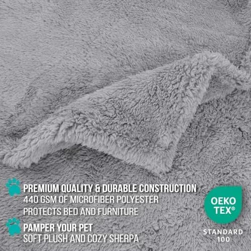 PetAmi Sherpa Waterproof Dog Blanket Medium 74cm (29in) x 102cm (40in) | Protects Furniture from Pet Messes thumbnail 3