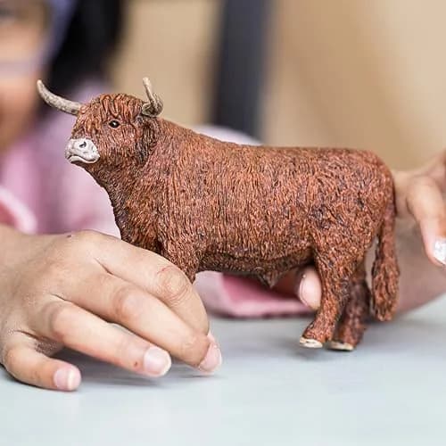 Schleich Farm World Highland Bull Toy Figurine 156 g (5.5 oz) | ASTM-Tested for Kids Ages 3+ thumbnail 3