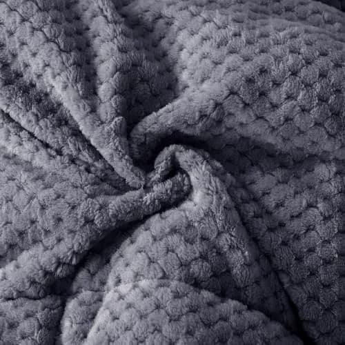 KASENTEX King Size Comforter | Reversible Sherpa & Plush Fleece | 104 x 90 in | OEKO-TEX Certified thumbnail 7