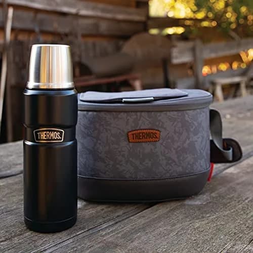 THERMOS Stainless King Vacuum-Insulated Compact Bottle, 591ml (16 Ounce), Midnight Blue | Hot for 18 Hrs, Cold for 24 Hrs thumbnail 7