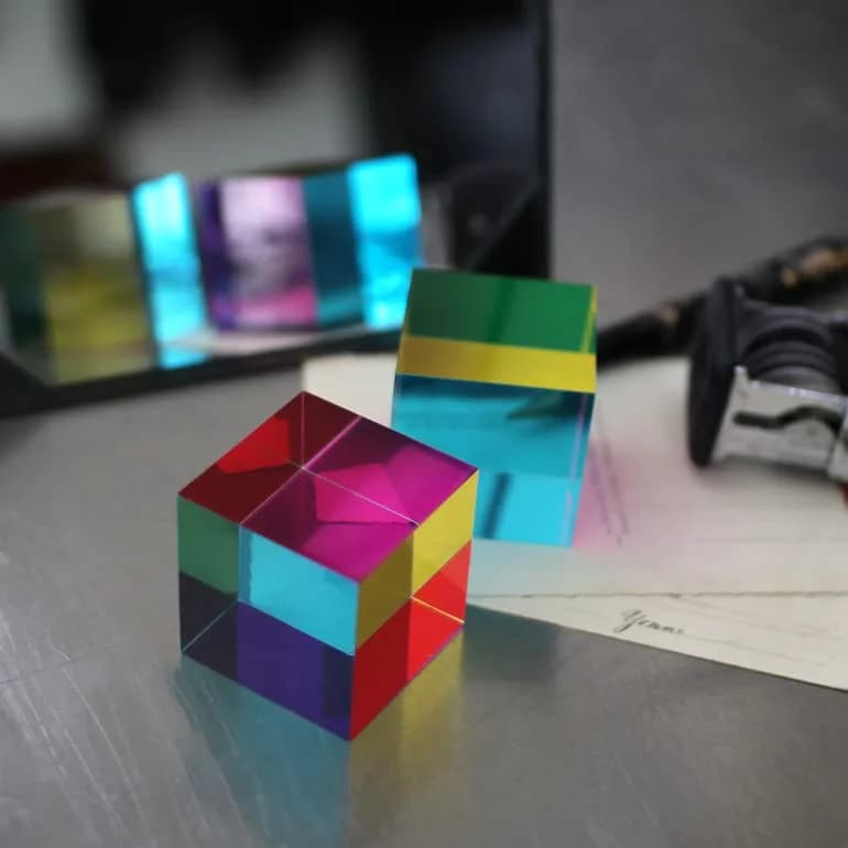 CMY Cubes Original 50mm Cyan Magenta Yellow Cube | Optical Color Mixing for Ages 15+, Educational, Physics Desk Object - view 3