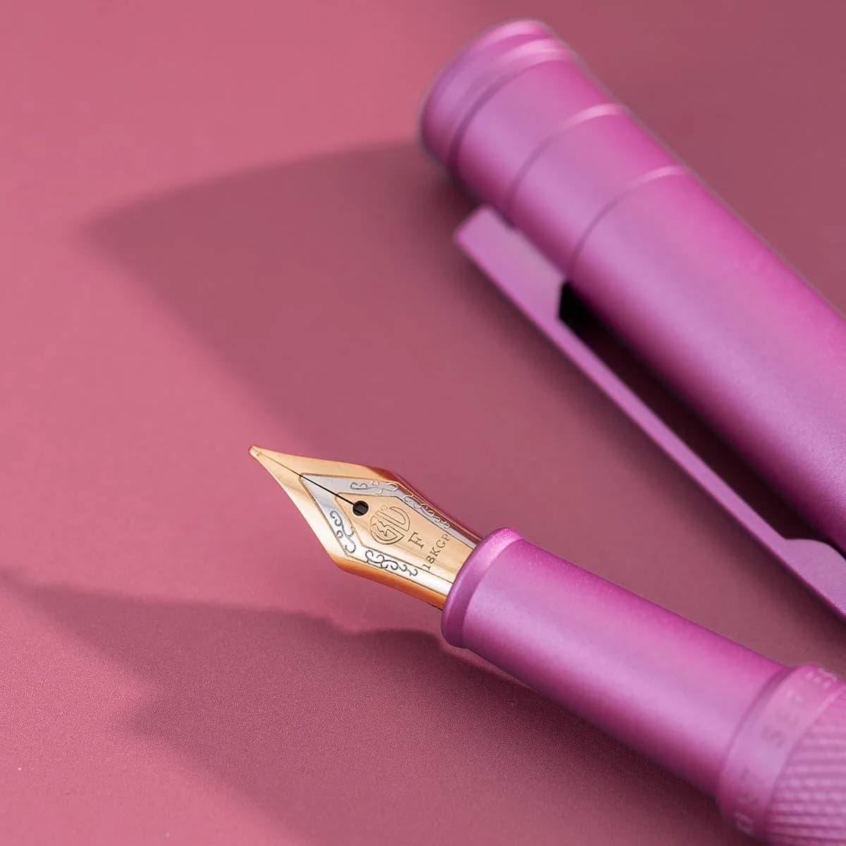 Asvine Hongdian 1851 Pink Fountain Pen with Extra Fine Nib - Smooth Writing - view 4