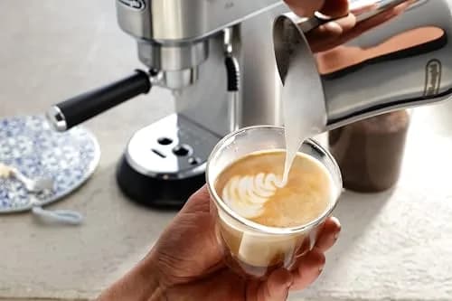 De'Longhi Milk Frothing Pitcher Stainless Steel 500ml (17 oz) | Perfect Latte Art Pouring Spout thumbnail 2