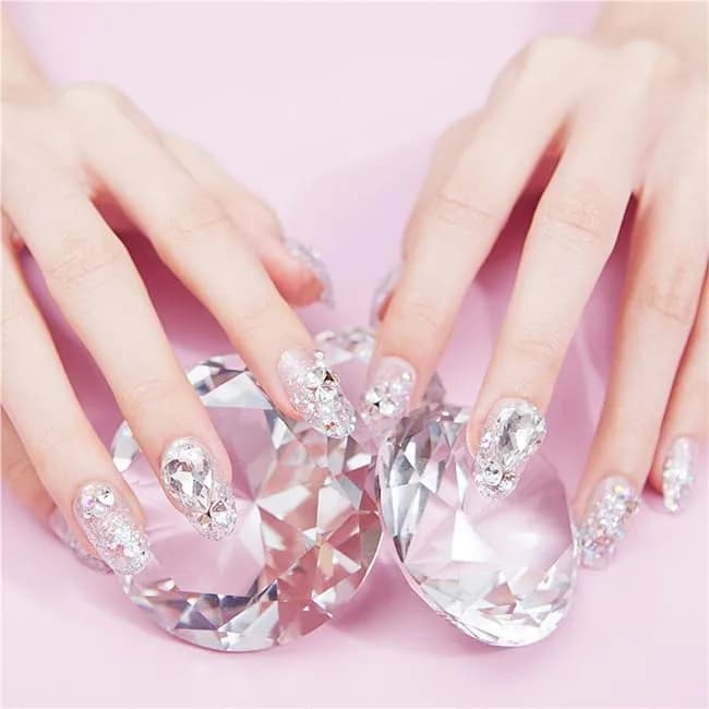 Hiziwimi 60mm (2.36 in) Crystal Diamond Paperweight with Stand | Clear K9 Crystal thumbnail 4