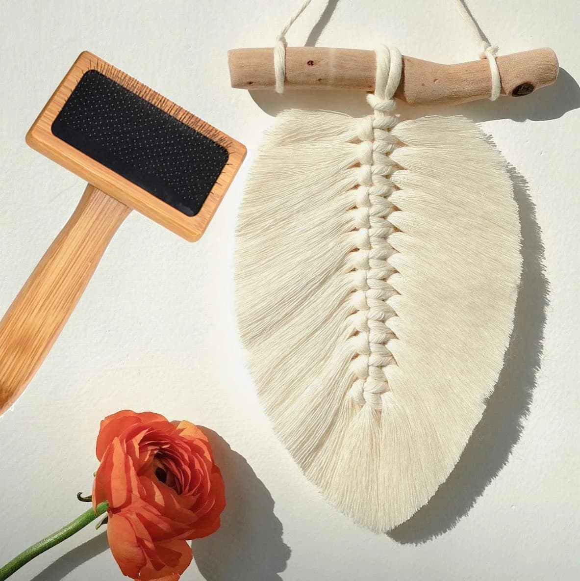 tyoungg Macrame Comb with Wooden Handle & Stainless Steel Needles | 14.5 cm (5.7 in) - view 4