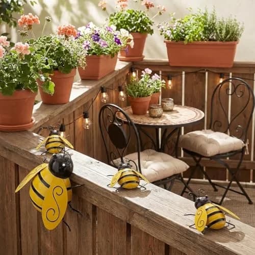 Yungeln Metal Wall Art Set of 4 Bumble Bees 10cm (3.97in) | Adds Whimsical Charm to Your Garden thumbnail 3