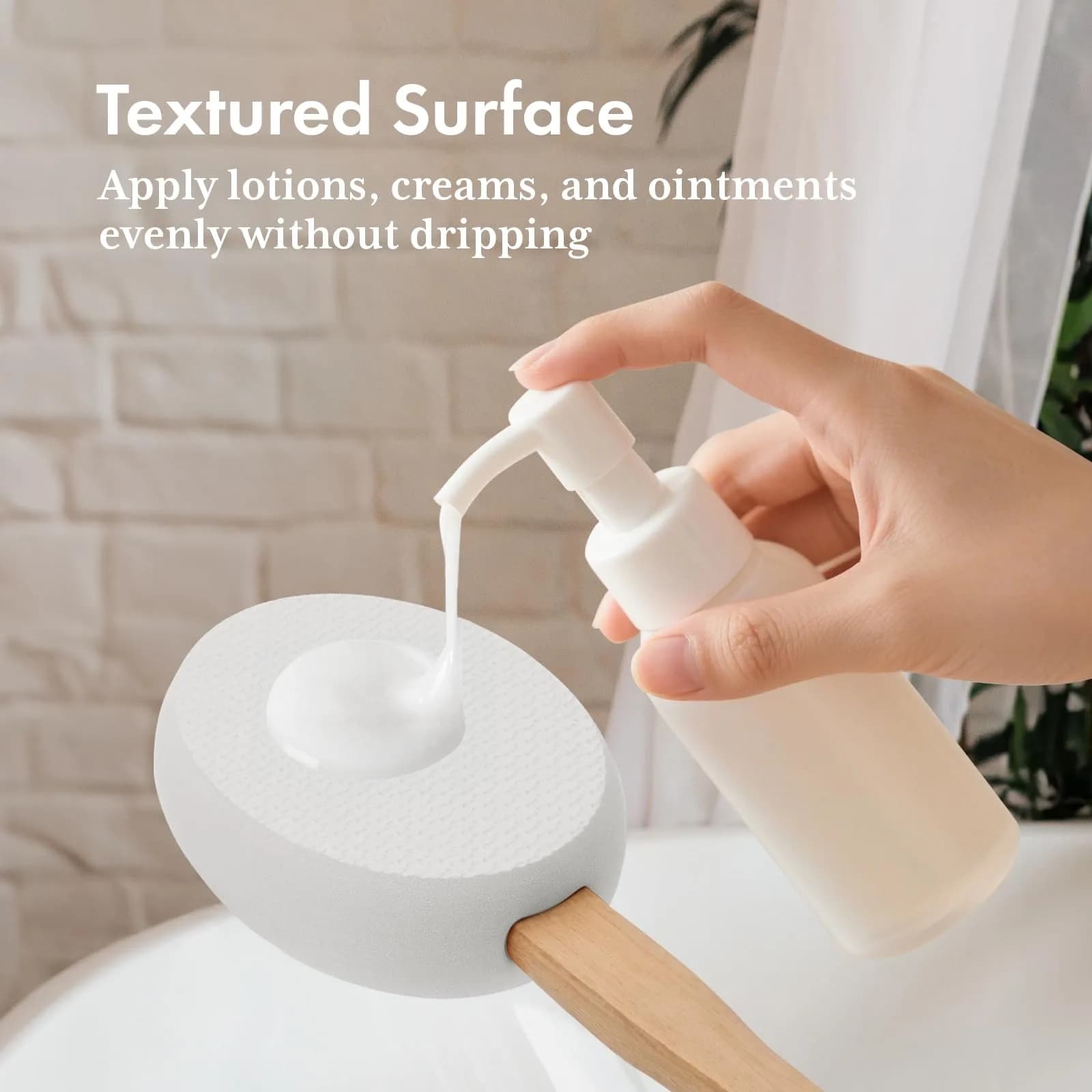 AmazerBath White Lotion Applicator with 4 Replacement Pads & 17" Curved Handle | Easy Back Lotion Application - view 3