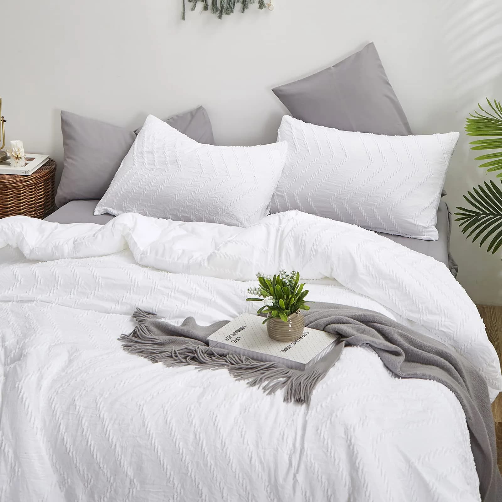 Luxlovery White Jacquard Comforter Set King | Boho Farmhouse Bedding for King Bed thumbnail 6
