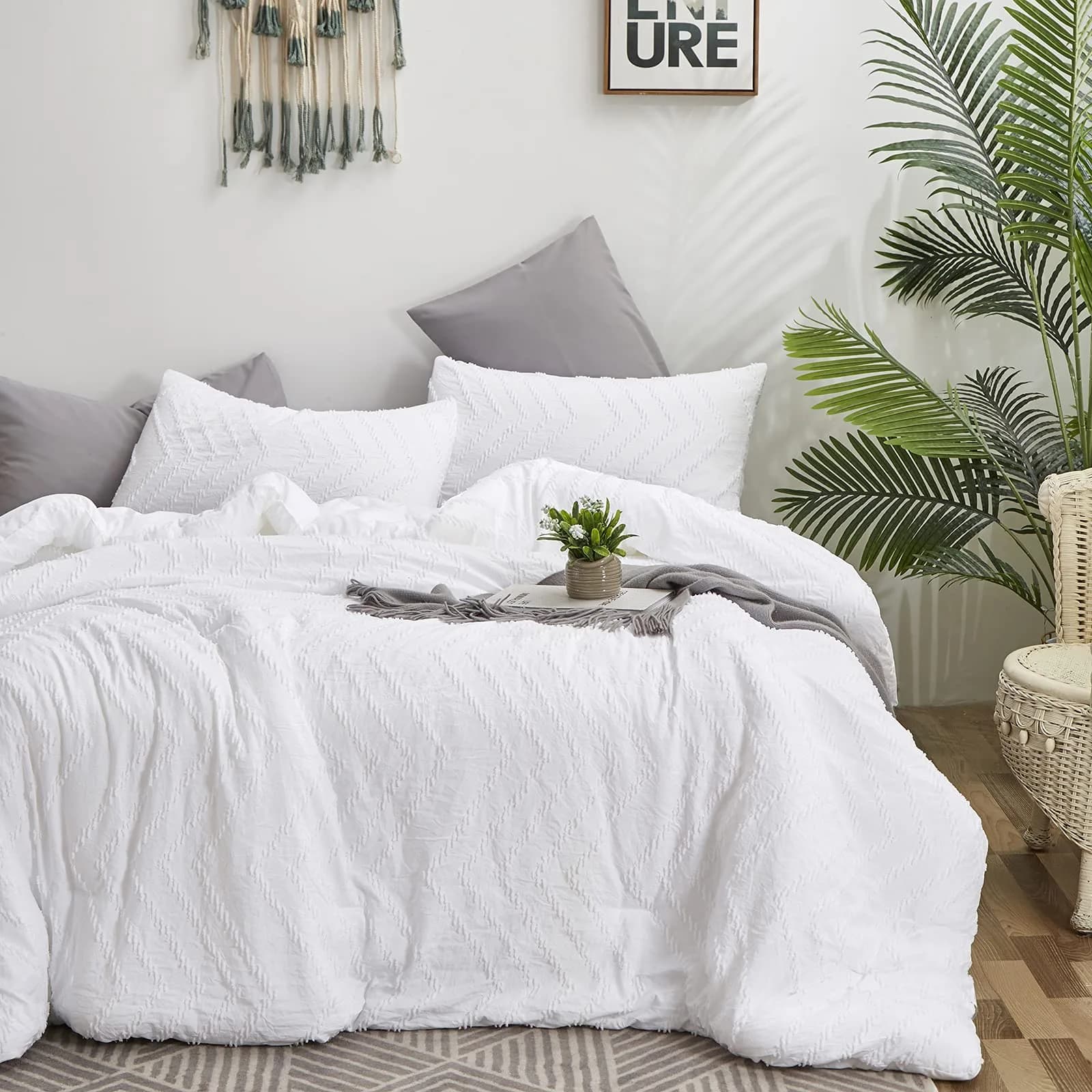 Luxlovery White Jacquard Comforter Set King | Boho Farmhouse Bedding for King Bed thumbnail 2
